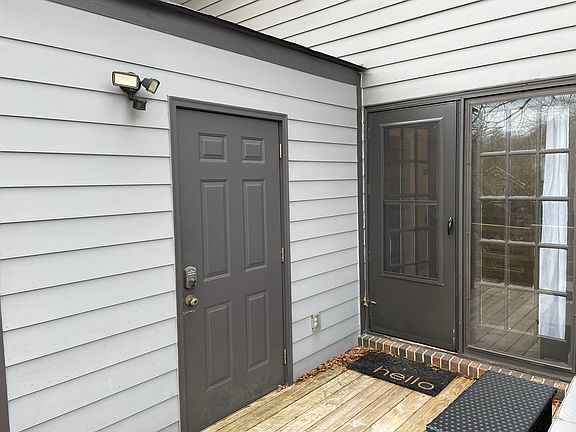 2nd image of 541 N White St APT 4