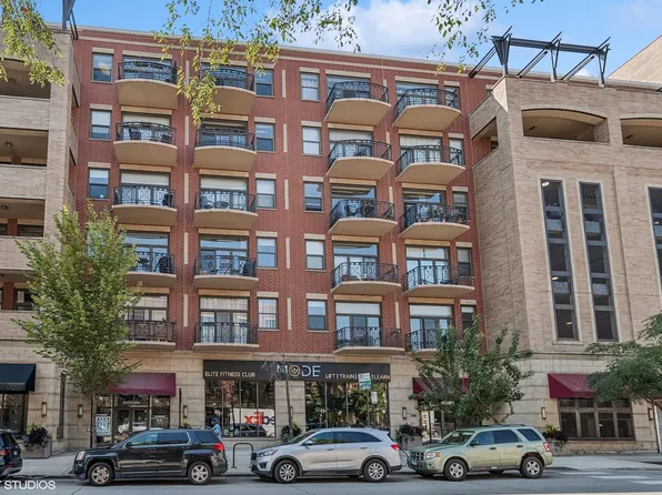1301 W Madison St APT 520, Chicago, IL 60607