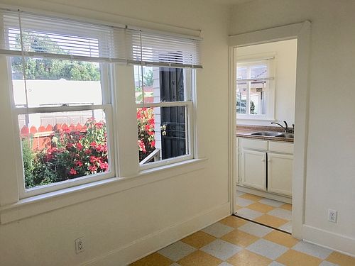 5th image of 5516 Romaine St