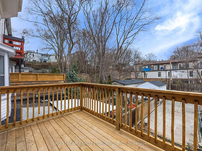 393 Jones Ave #UPPER — Photo 3
