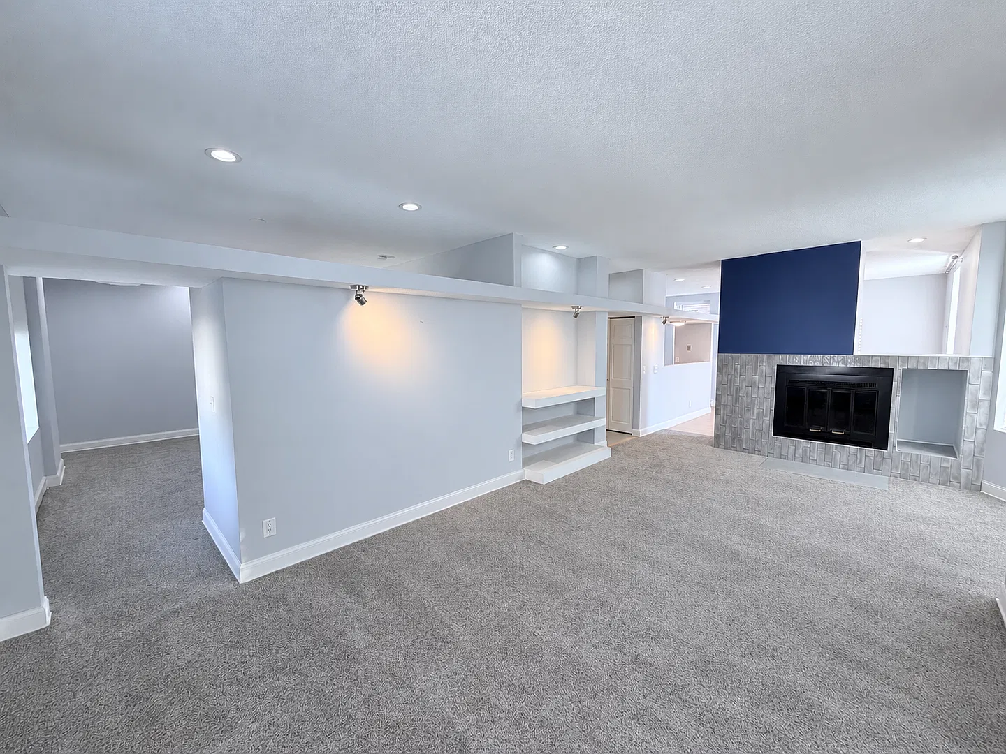 Light-Filled Cathedral Hill Condo with Vaulted Ceilings & Garage! — Photo 1