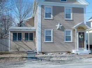 17 Arbor St, Exeter, NH 03833