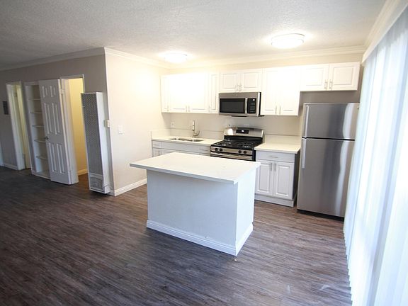 5th image of 101 N Normandie Ave APT 203