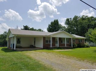 1207 12th Ave NW, Arab, AL 35016