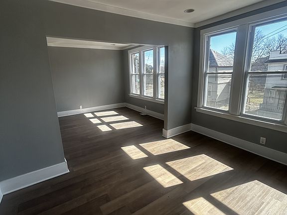 3rd image of 7941 Sylvester St #300