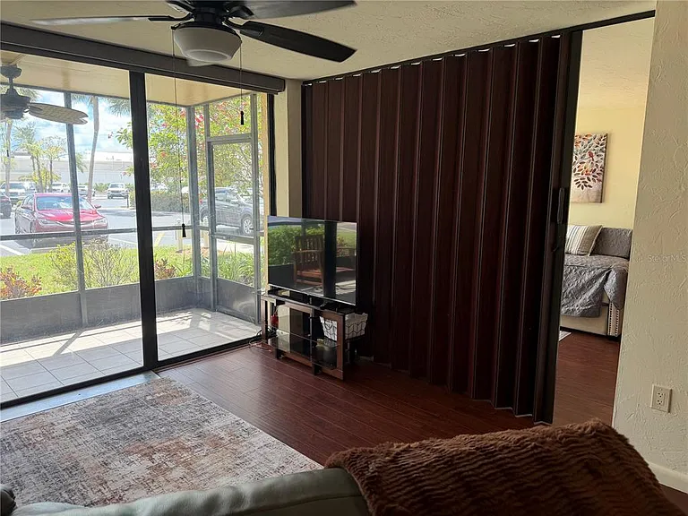 618 Bird Bay Dr S #110 — Photo 9