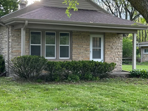 W220N6725 Town Line Rd, Sussex, WI 53089