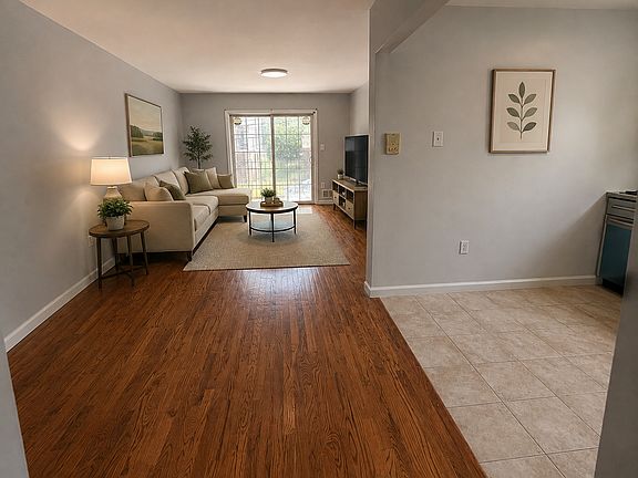 4th image of 439 S 11th St #1