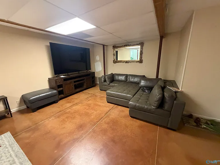 102 Huntington Ridge Rd — Photo 12