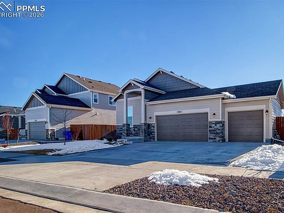 3rd image of 13165 Crooked Hill Dr