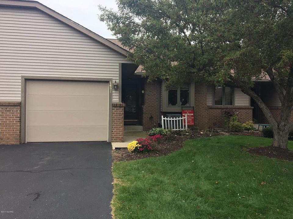 1st image of 1691 Lakeview Dr
