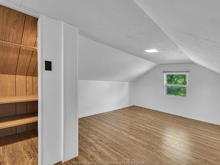 928 Lacasse Blvd — Photo 14