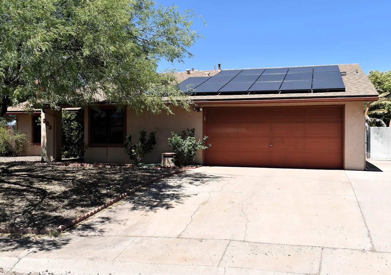 4 Bedroom Home — Photo 2