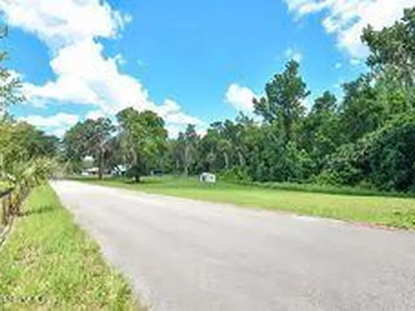 122 NORTONS FISH CAMP Road, Satsuma, FL 32189
