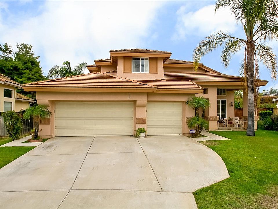 1st image of 5744 Dartmoor Cir