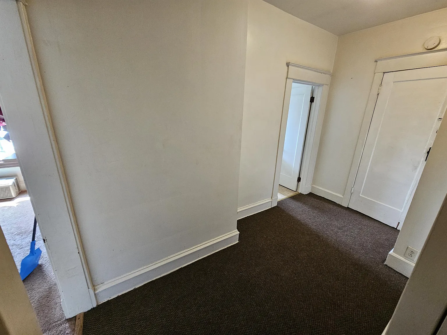 401 Wheeling Avenue — Photo 4