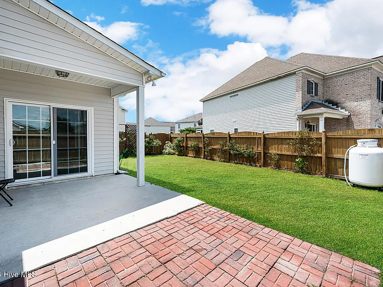 2400 Dovedale Ct #B — Photo 42
