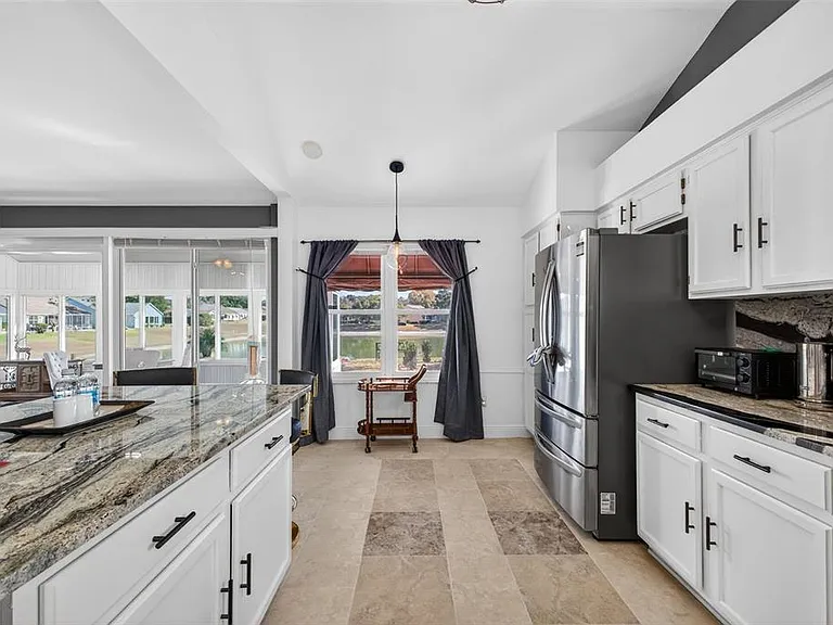 411 Del Mar Dr — Photo 20
