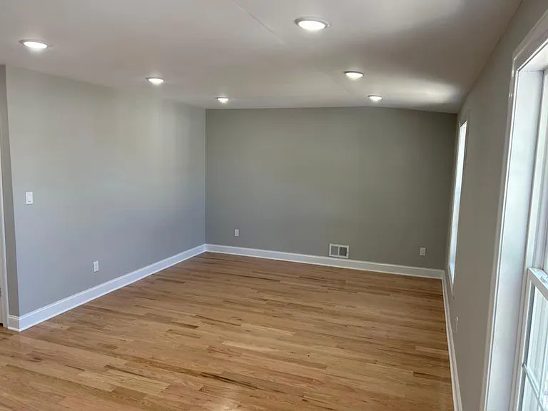 188 Greylock Pkwy #2 — Photo 8