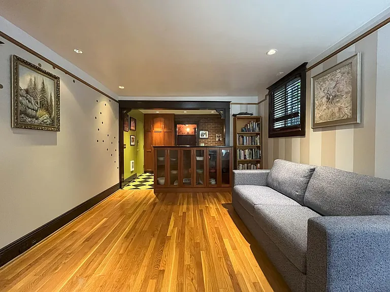 2046 NW Flanders St #B13 — Photo 10