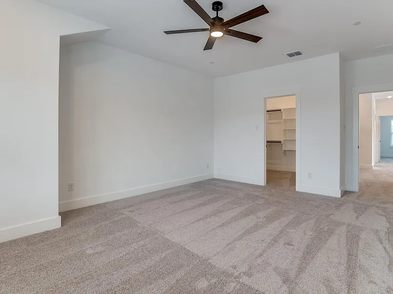 7613 Reis Ln — Photo 12