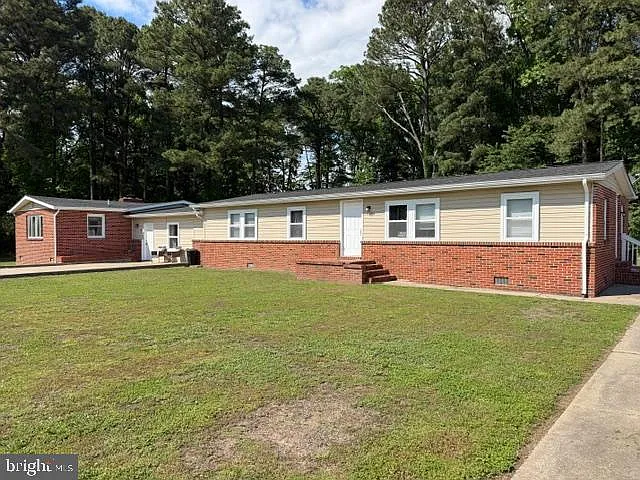 108 Wilson Rd — Photo 1