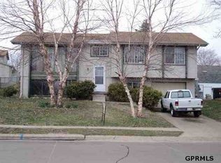 7106 S 137th Ave, La Vista, NE 68138