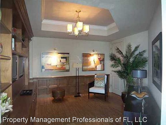 4th image of 180 Beach Dr NE APT 1501