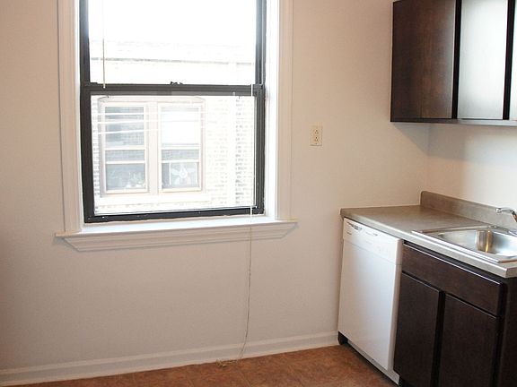 5th image of 3318 W Belden Ave #2338-1B