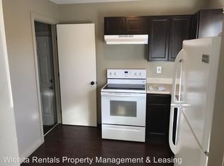 2216 S Hydraulic St, Wichita, KS 67211