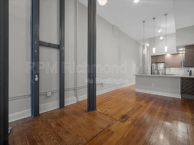 20 E Broad St — Photo 30