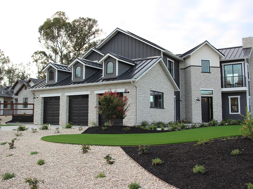 Lot 2 - Plan 4
