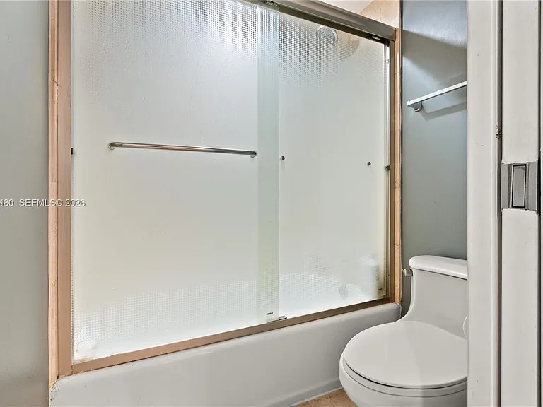 6917 Collins Ave #1609 — Photo 27