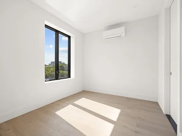 1048 Flushing Avenue image 8 of 18