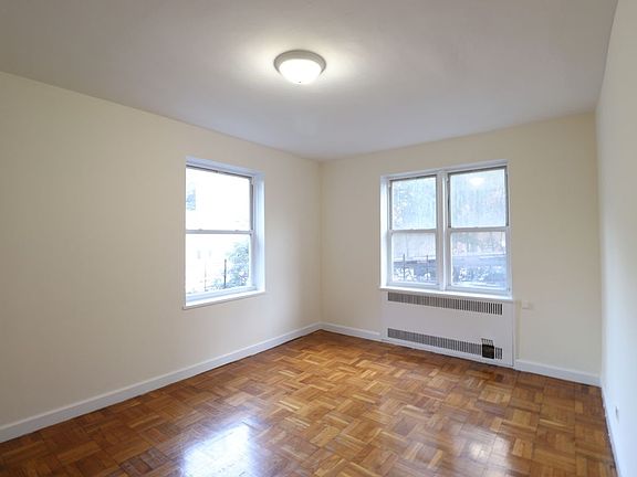 5th image of 140 Van Cortlandt Ave W APT 6J