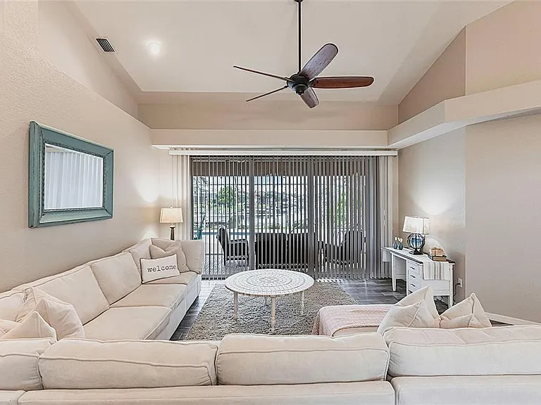 1503 Suzi St — Photo 4