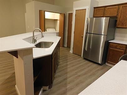 (photos of a similar unit)