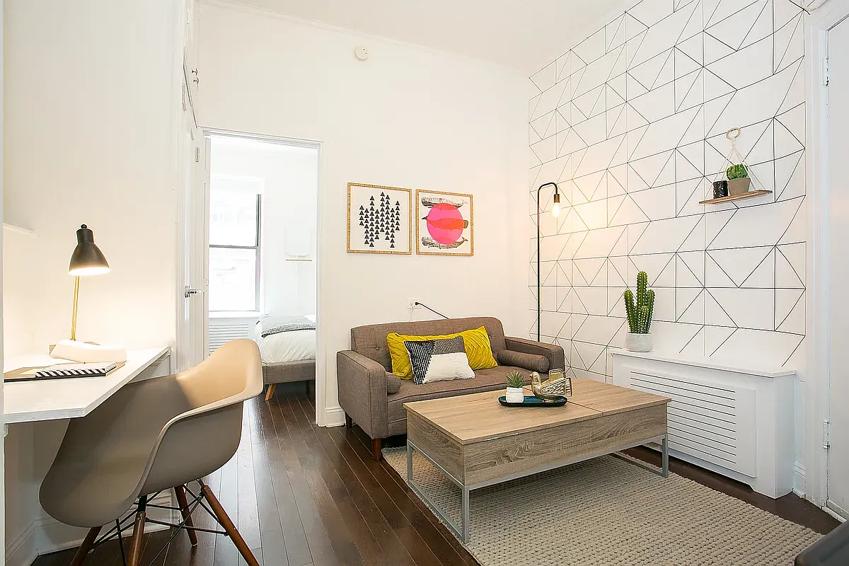 349 West Broadway — Photo 1