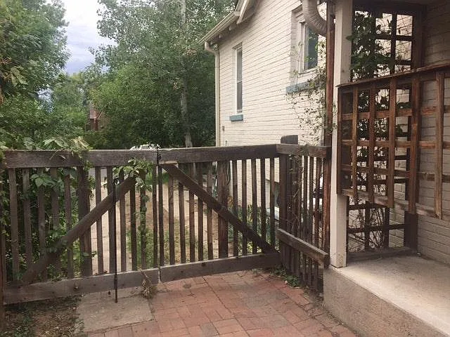 Side yard