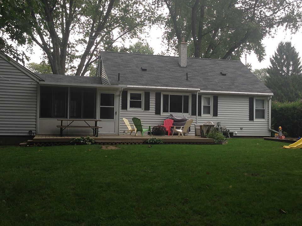 2nd image of 3470 Williams St