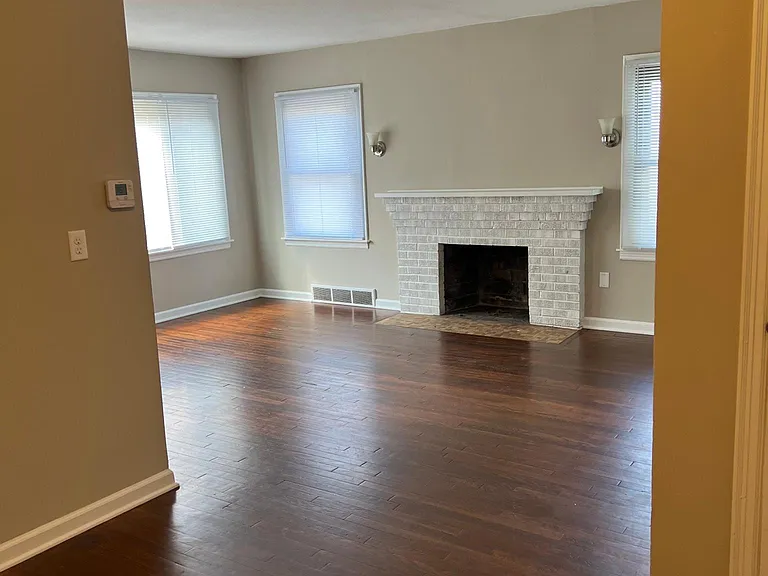 507 W Sexton Rd — Photo 4