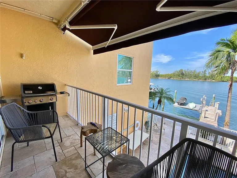 4230 N Ocean Dr — Photo 16