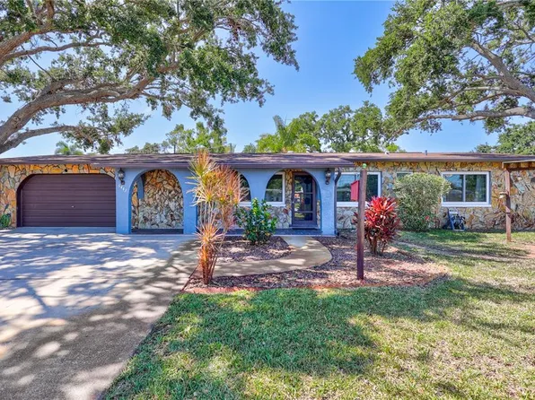 6443 34th Ave N, Saint Petersburg, FL 33710