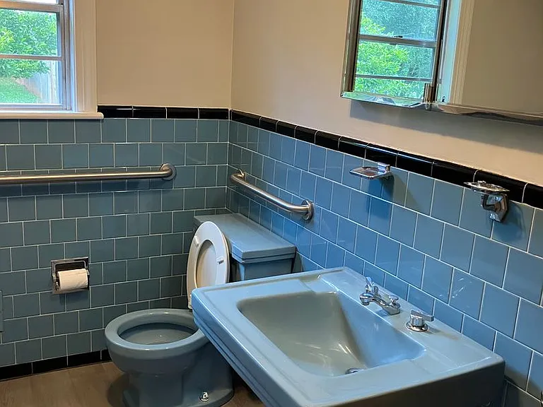 122 W Scanlon St — Photo 19