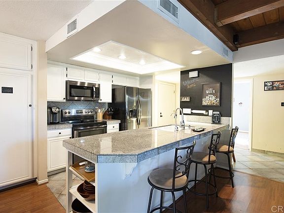 5th image of 23964 Green Haven Ln