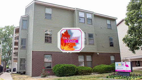 909 S Locust St Photo 1