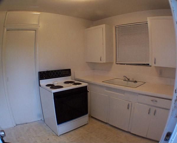 2nd image of 5543 Wesconnett Blvd