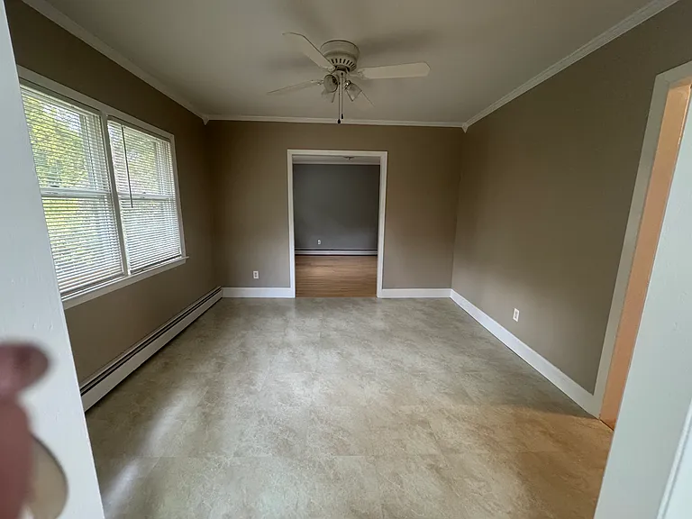 50 Baron De Hirsch Rd — Photo 10