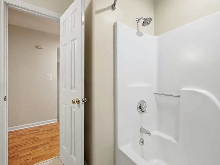 1502 Hollywood St — Photo 24