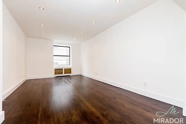 Rented by Mirador Real Estate | media 17